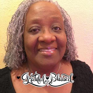 Meet your Posher, Vera